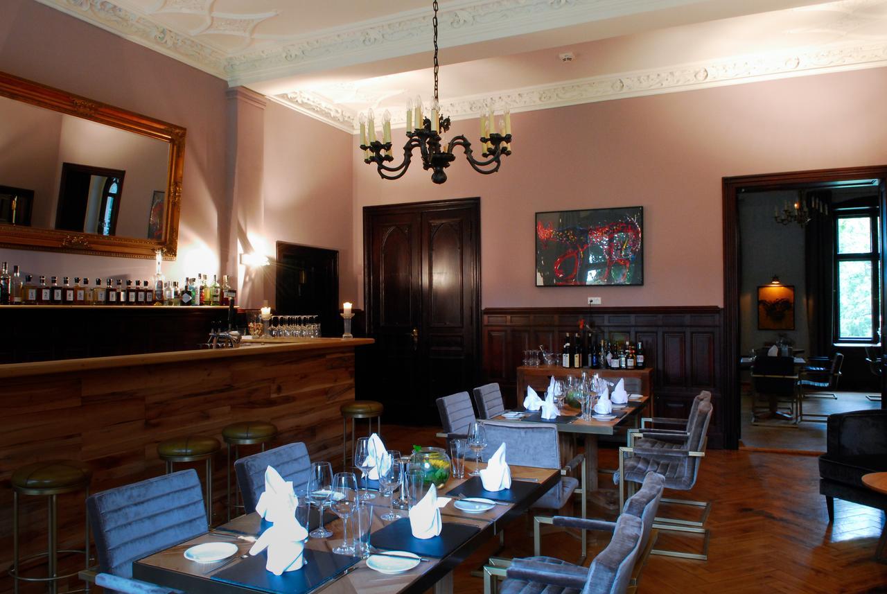 Romantik Hotel Schloss Reichenow Εξωτερικό φωτογραφία
