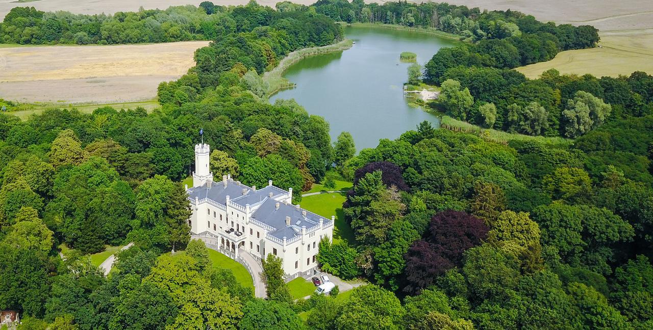 Romantik Hotel Schloss Reichenow Εξωτερικό φωτογραφία